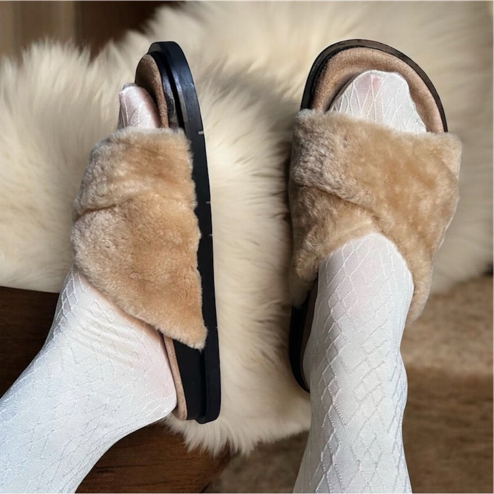 Labucq Mo Genuine Lamb Shearling Leather Slide Sandal Sz 39 US 9 Chunky Italy